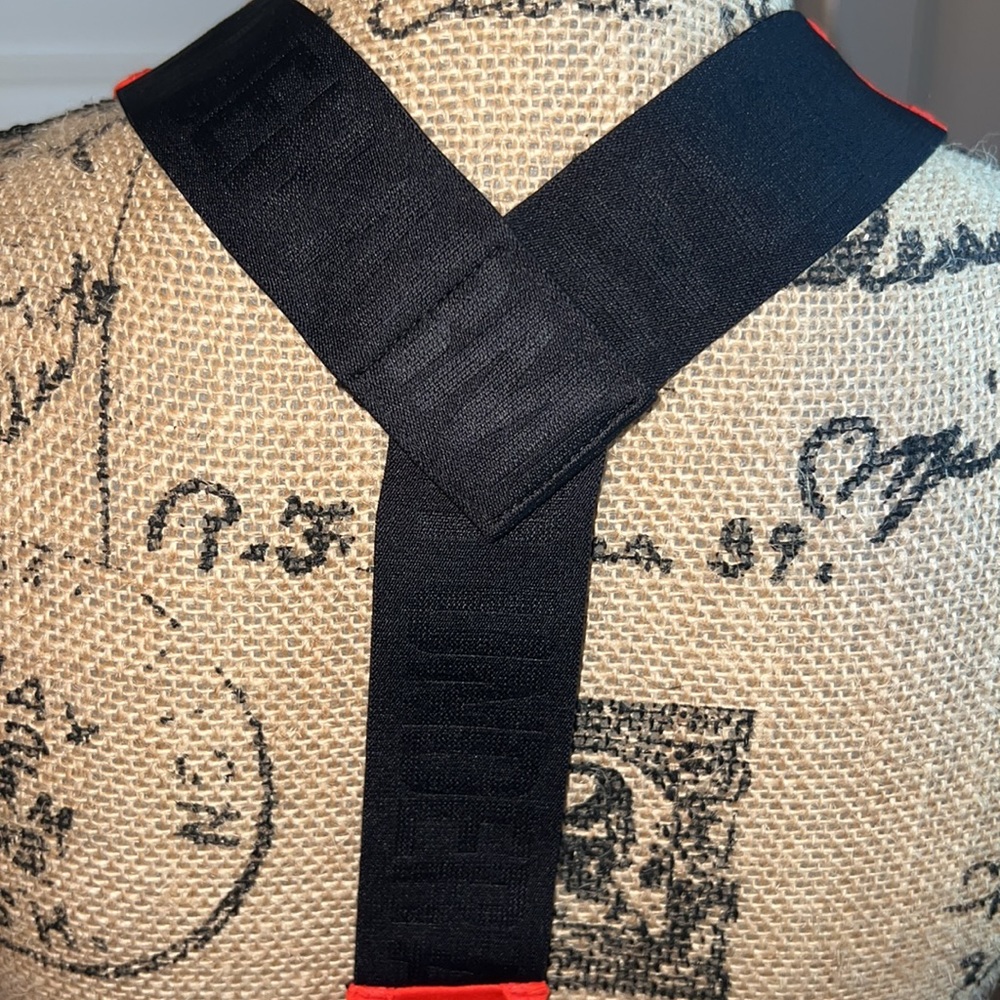 Under Armour Y Back Tank - Picture 4 of 4